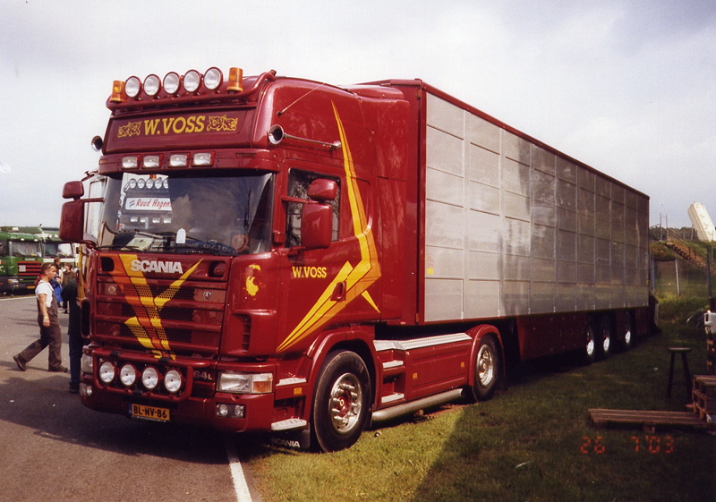 Voss Scania 164 TL VIEHSZ Assen Tim 2003 b.jpg
