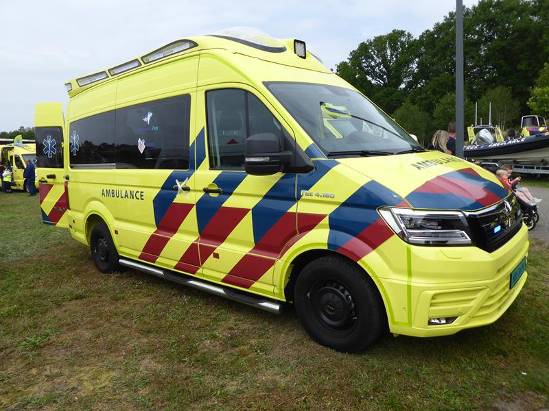 MAN TE 8.180 Ambulance 2 (Copy).jpg