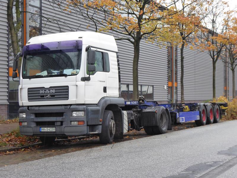 MAN TGA 18.400 SZM Weiss 1 (Copy).jpg