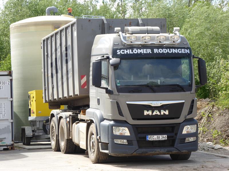 MAN TGS 26.480 Schlömer Rodungen 1 (Copy).jpg