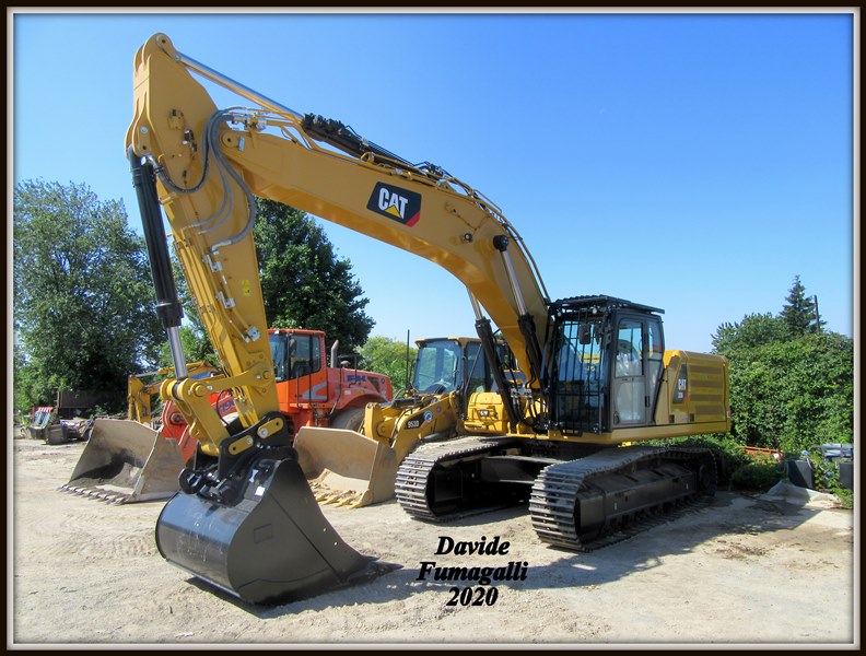 Caterpillar 336NG (1).jpg