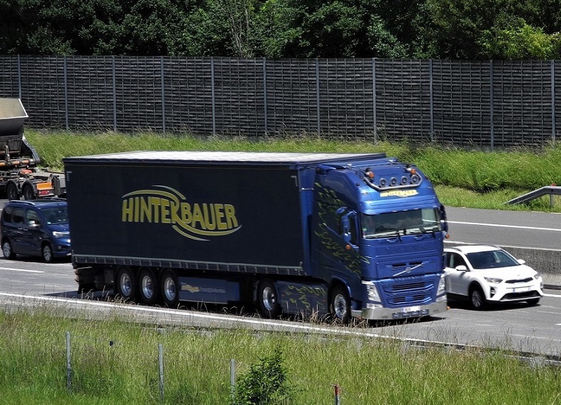 Volvo_Hinterbauer_BMB.jpg