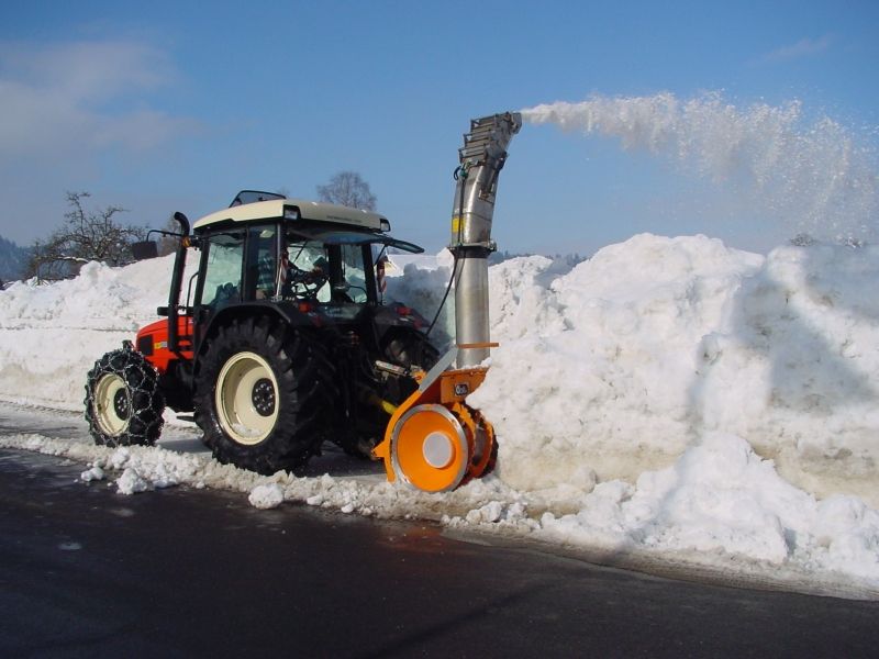 Winterdienst-Same XA-658T.18.jpg