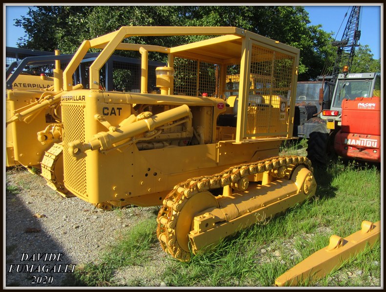 Caterpillar D5_2 (1).jpg