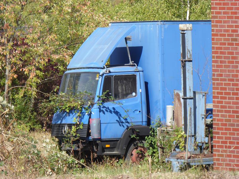 MB LN 817 Koffer Blau 2 (Copy).jpg