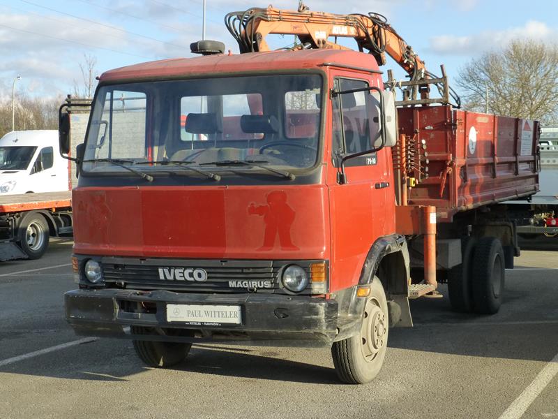 Iveco Zeta 79.10 Kipper Rot 2 (Copy).jpg