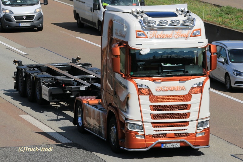 Graf Scania NG Sxxx LWL-RG 850 ´Vin Diesel´ 2020 09 02 FRAWEB.jpg