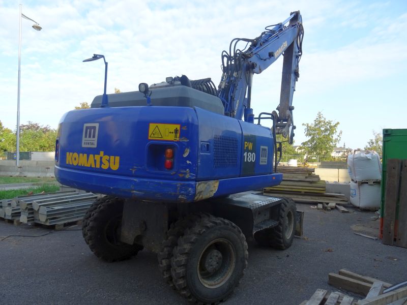 pw 180 - 7 komatsu.jpg