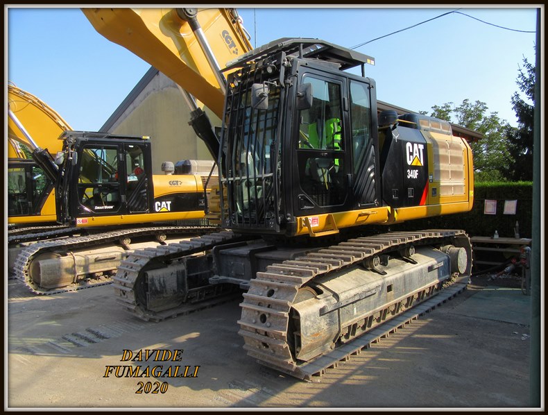 CAT 340F Nespoli (4).jpg