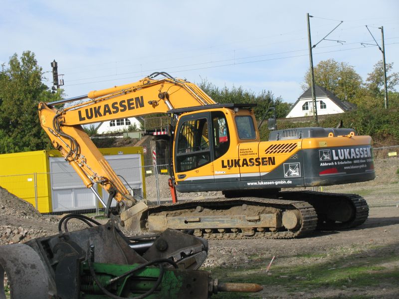 hyundai 250.jpg