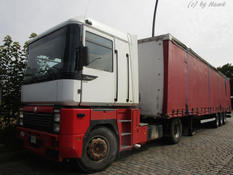 Renault Magnum AE 430 (ex LT).jpg