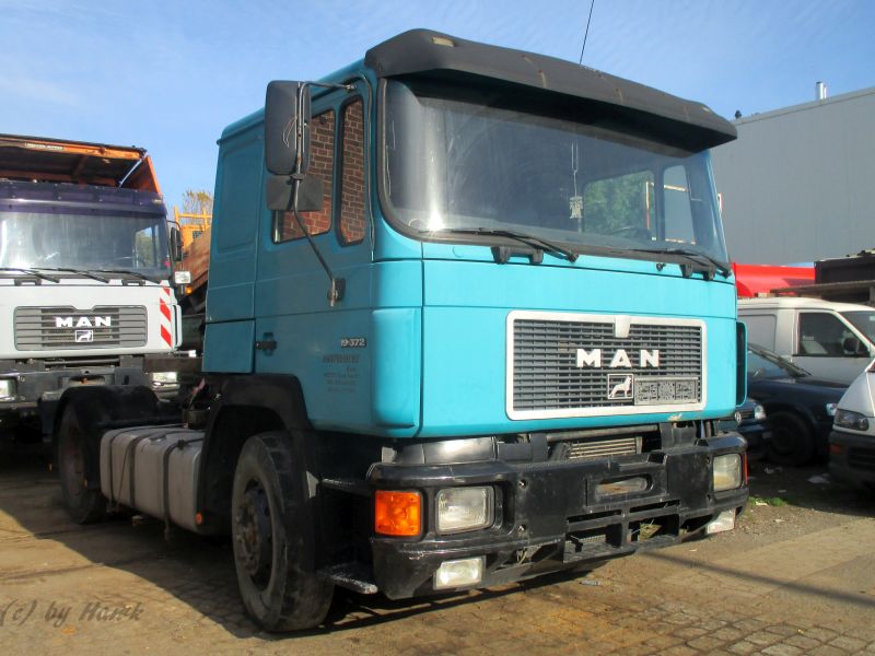 MAN F 90 19.372 (5).jpg