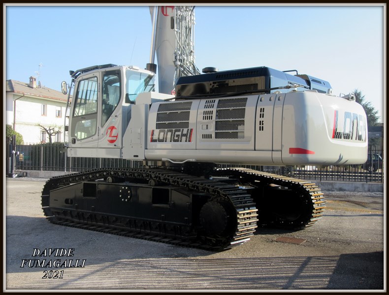 Kobelco SK550D Longhi (5).jpg