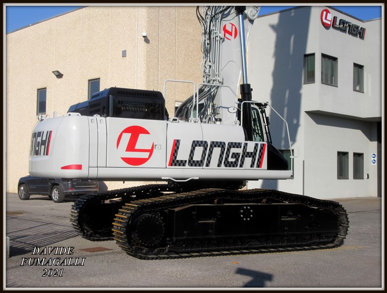 Kobelco SK550D Longhi (7).jpg