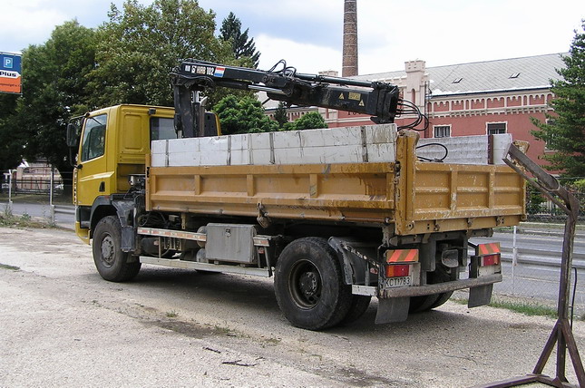 Ginaf M2223 4x4 S3 s HR Hiab 102 08.jpg