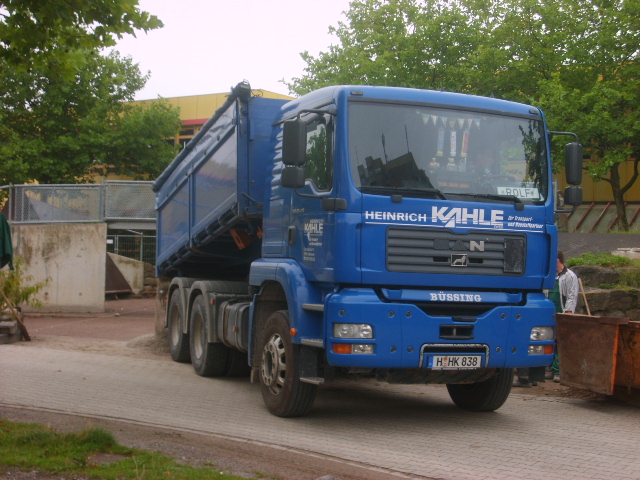 S5001557.jpg