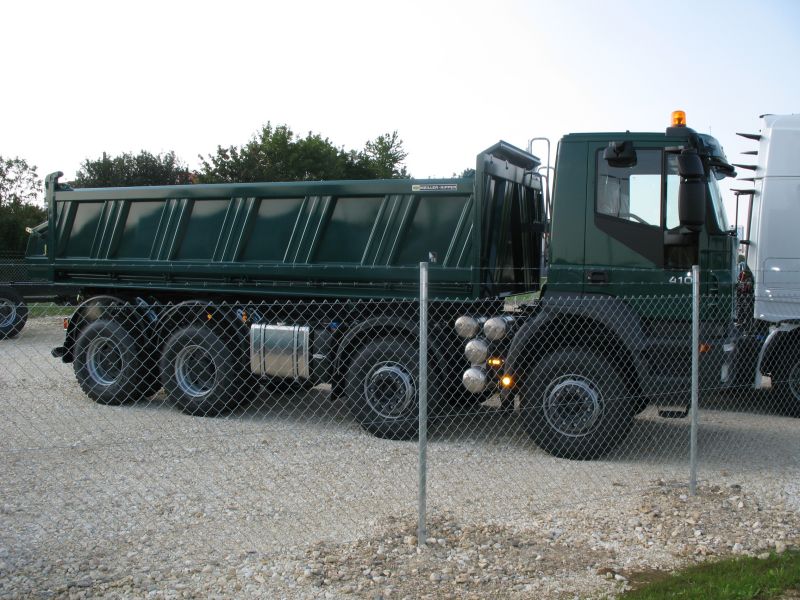 Iveco-Trakker-340T41-gruen-070807-kr_002.jpg