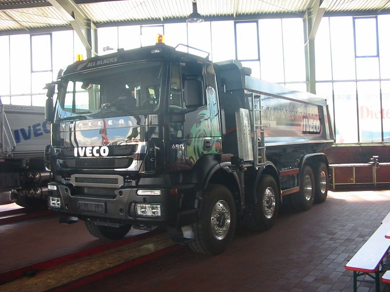  Iveco-Trakker-N-340T45-AllBlacks-170607-
kr_007.jpg