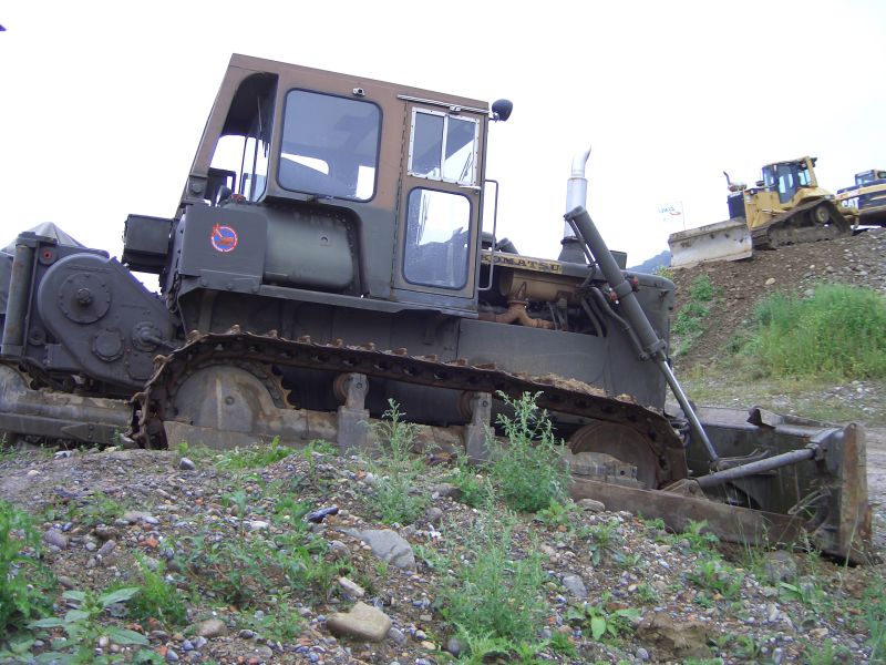 Komatsu D65 E-6.3.jpg