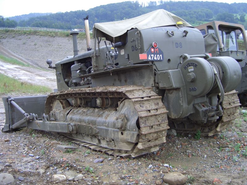 CAT D8.4.jpg