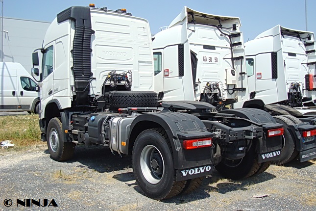 Volvo_FMX540_4x4_NT_E6_03.jpg