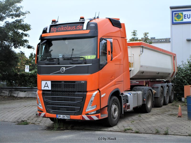 Volvo FH - TLG Nikolausx.jpg