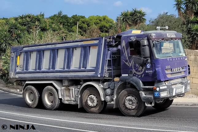 Iveco_Trakker_500_8x4_S1_11.jpg