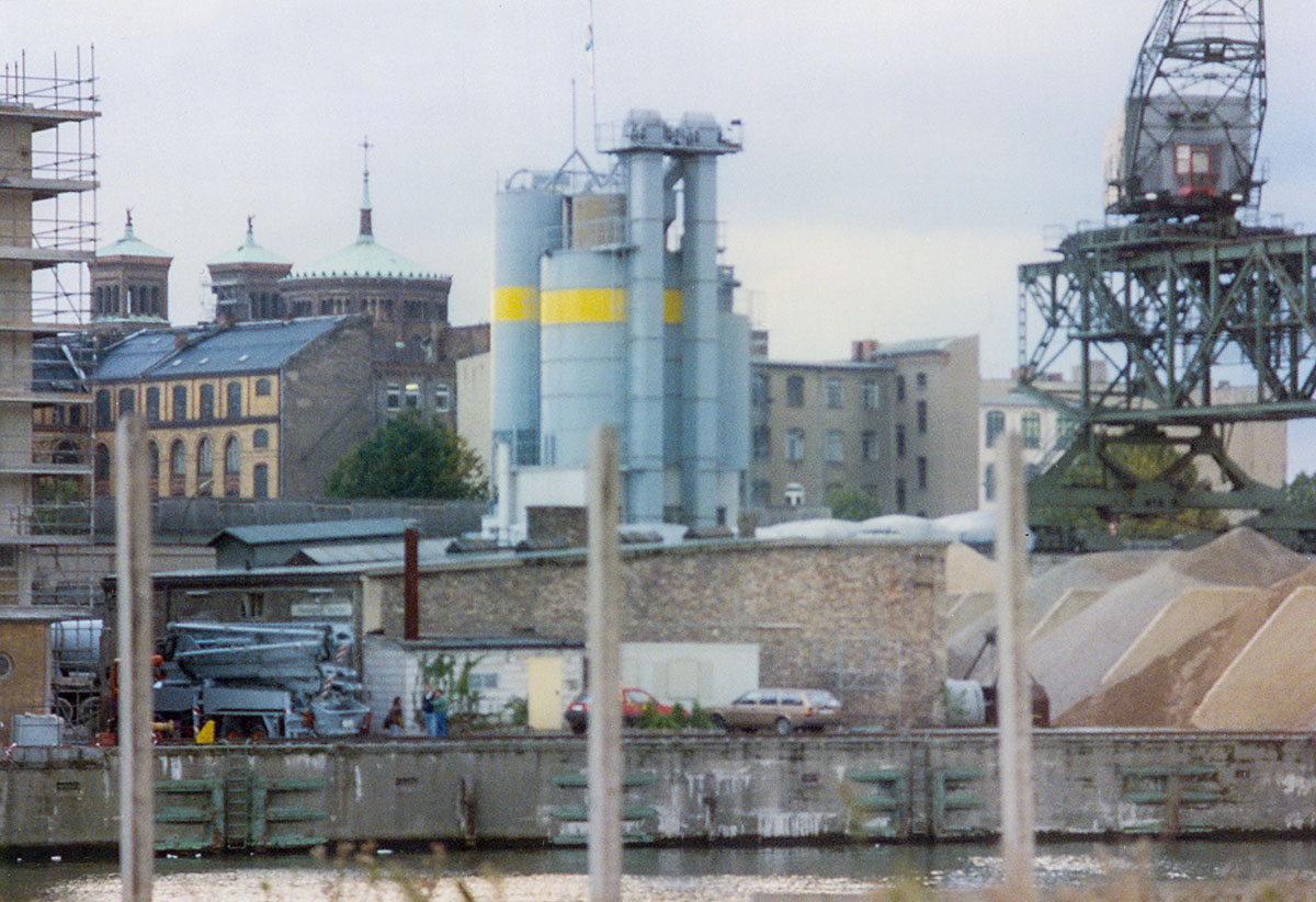 1990 Köpenicker Str 23.jpg 1990 Köpenicker Str 23.jpg