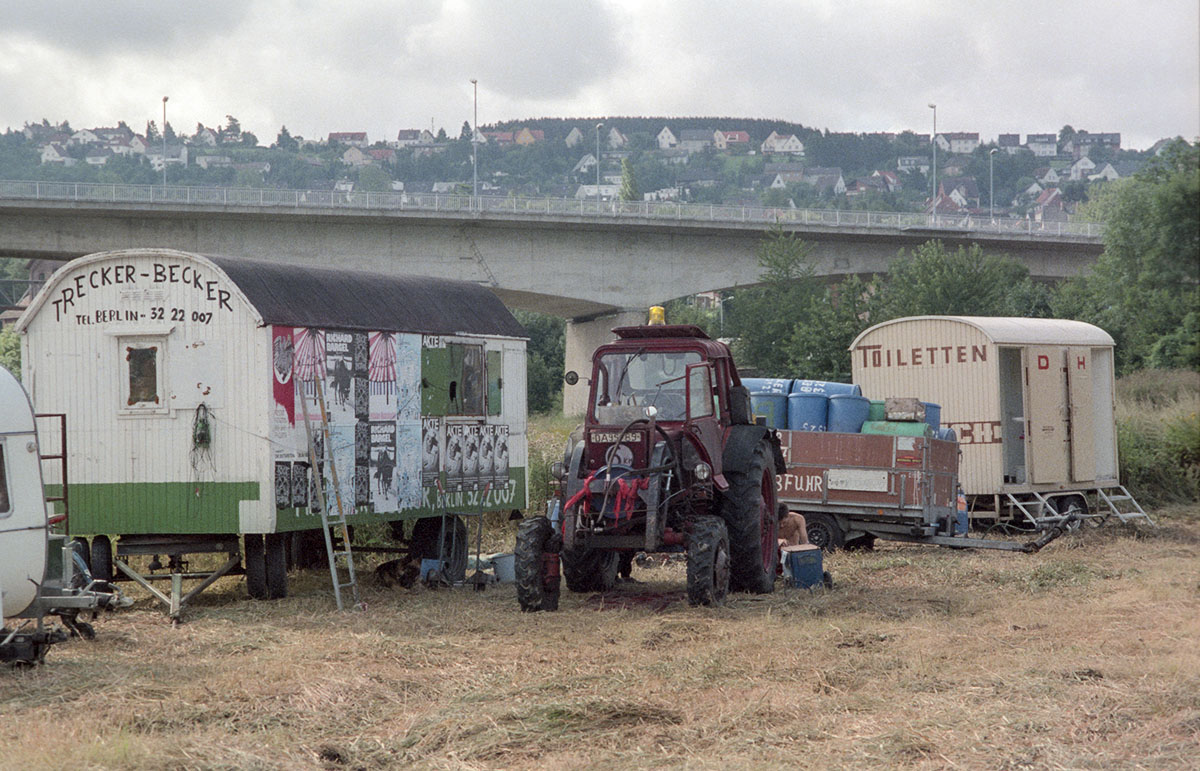 Karsten-Neg-D-070.jpg Karsten-Neg-D-070.jpg