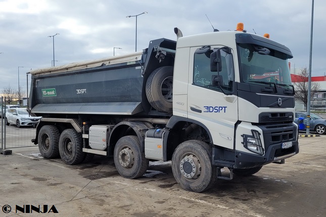 Volvo_FMX460_8x6_S1_VS_Mont_E6_01.jpg
