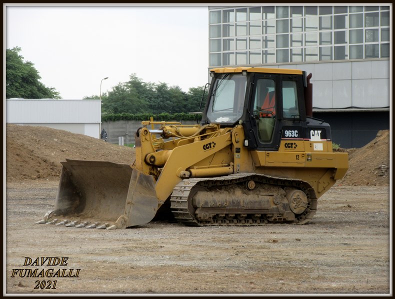 Caterpillar 963C Celotti.jpg