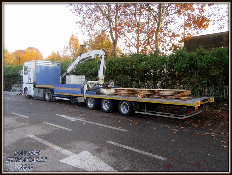 Renault Magnum 480.18 Badoer 002..jpg