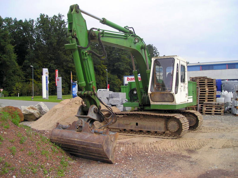 Komatsu Raupe PC100-2  Bild3.jpg