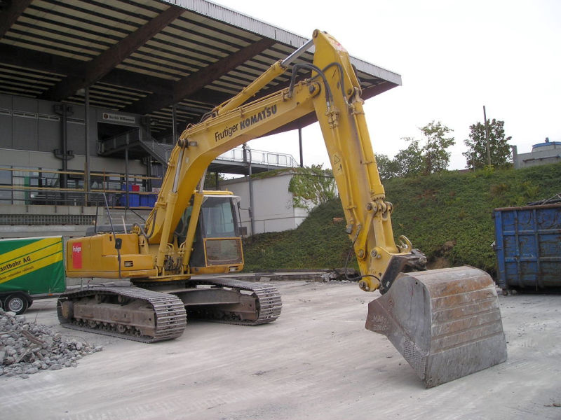 Komatsu Raupe PC210LC-6K  Frutiger  Bild2.jpg