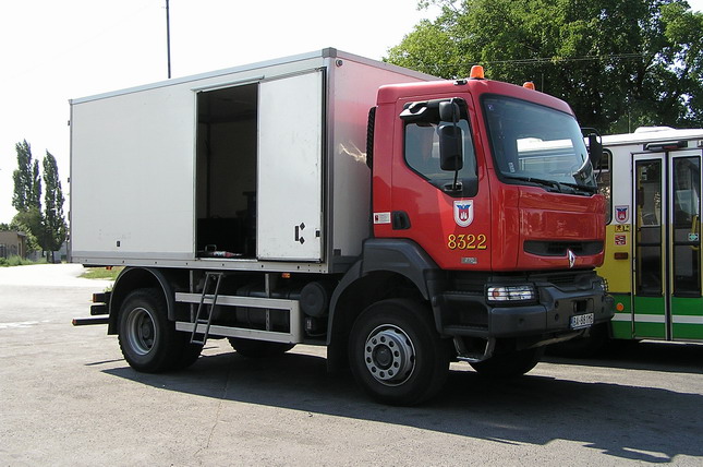 Renault Kerax 270 4x4 01.jpg