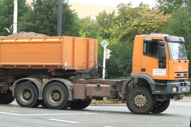 Iveco Euro Trakker Huntemann DSC00045 (2).jpg