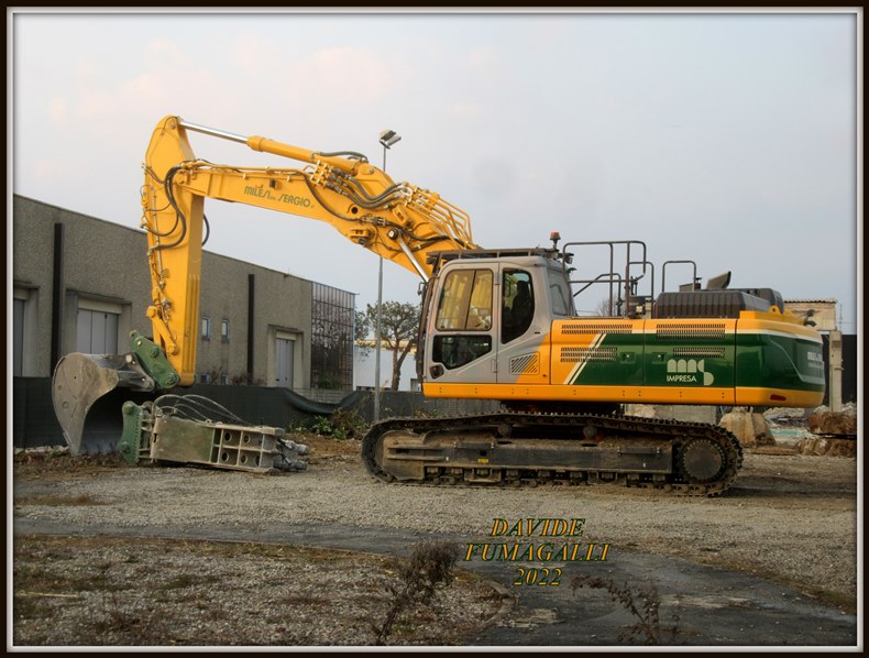 Doosan DX350-5 Milesi 001.jpg