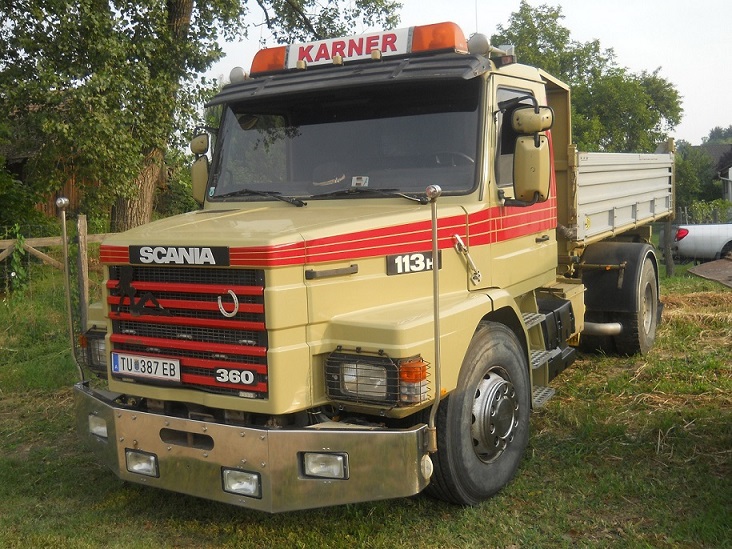 Scania Karner T 113.jpg