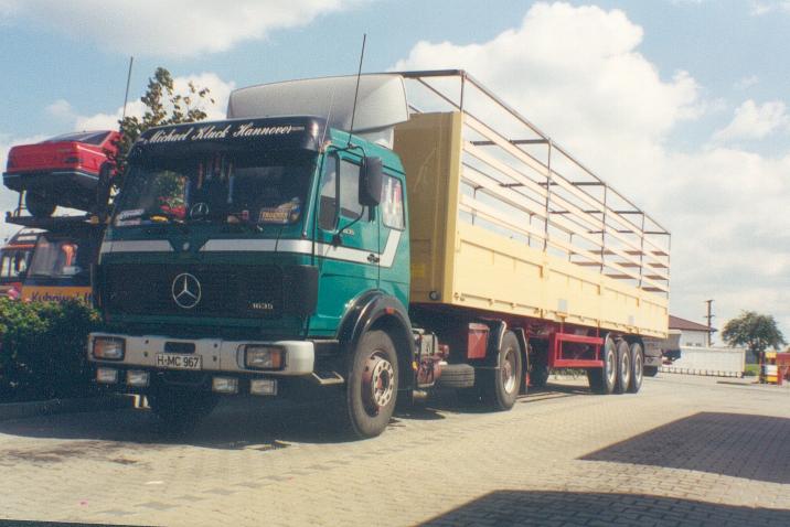 neuer Auflieger Autohof Wörnitz.jpg