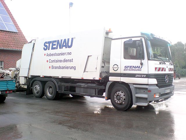 Stenau 1.jpg