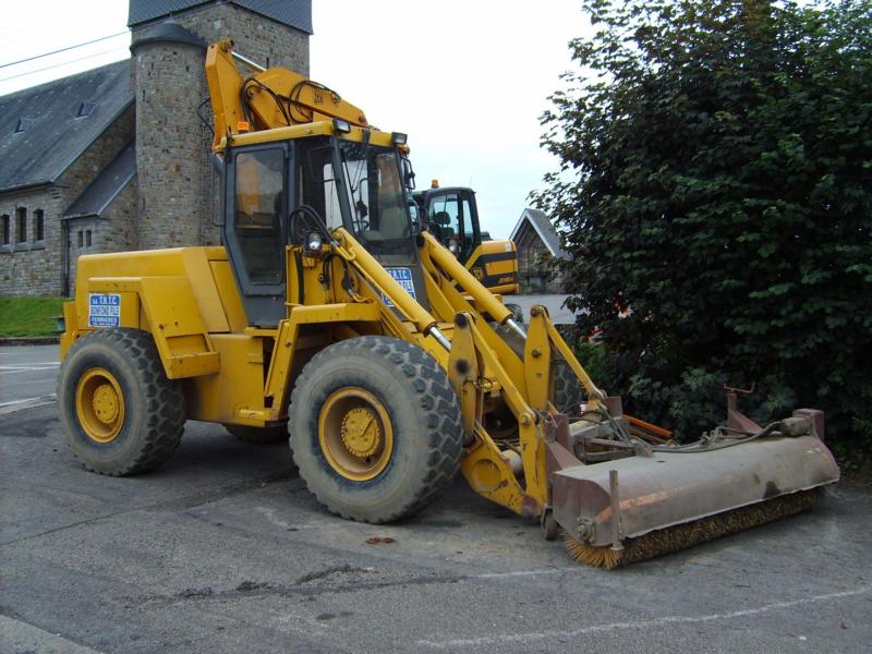 JCB 435.jpg