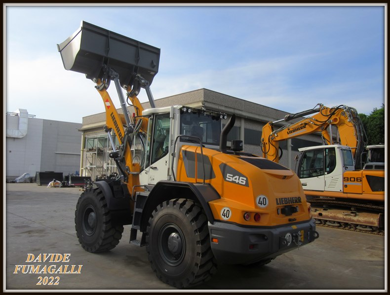 Liebherr L546.jpg