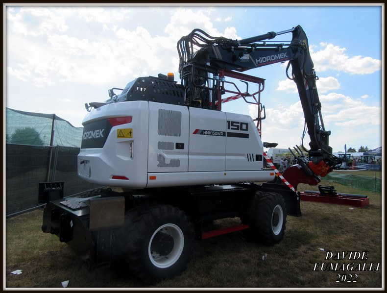 Hidromek HMK150WR Casatenovo (5).jpg