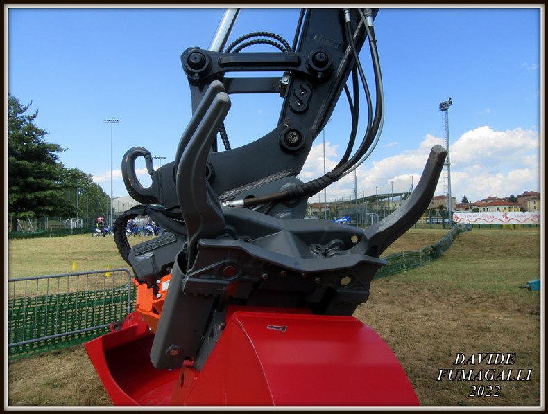 Hidromek HMK150WR Casatenovo (9).jpg