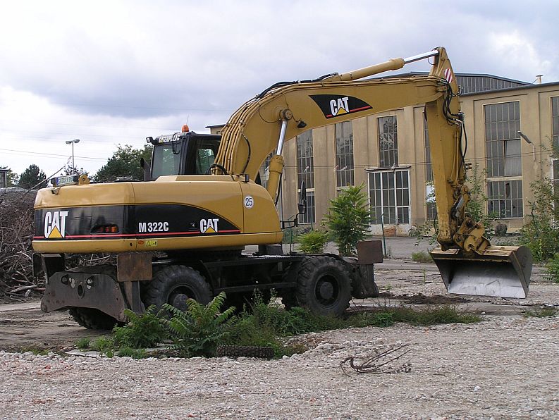 M322C-1.jpg