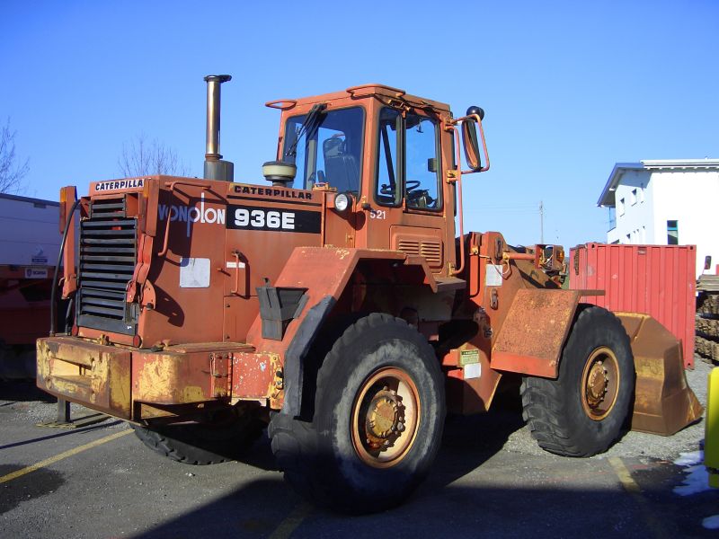 CAT 936 E.2.jpg