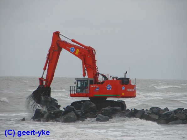 1200 dredging.jpg