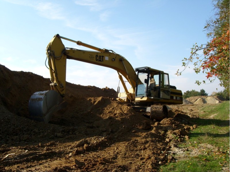 cat 325 ln- 4.jpg