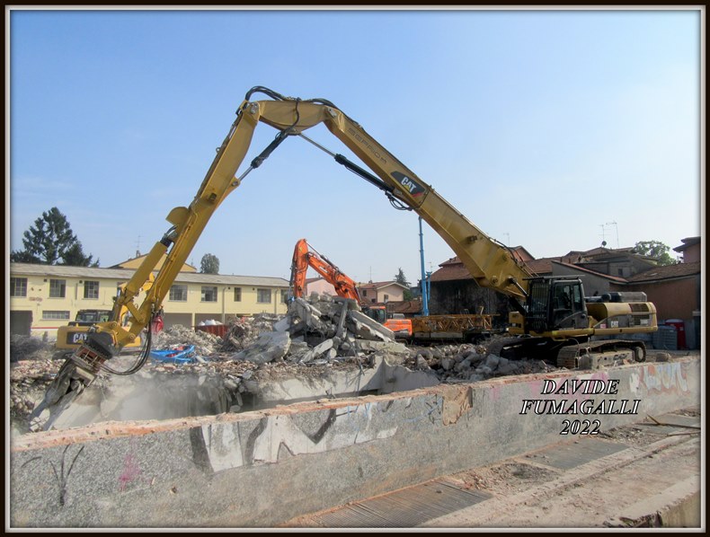 Caterpillar 330D UHD Seprio (4).jpg