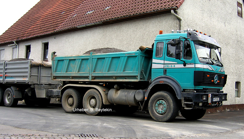 Mercedes_SK-2644_1.jpg